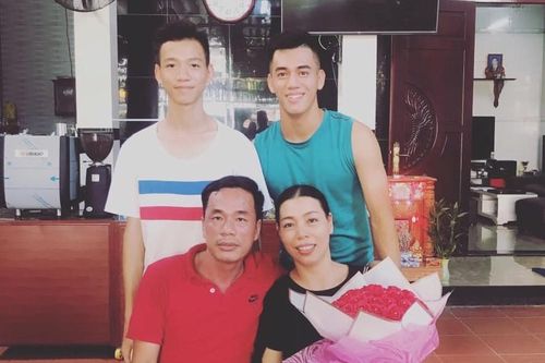 Tiến Linh và những chuyện ít biết về cuộc sống ngoài sân cỏ