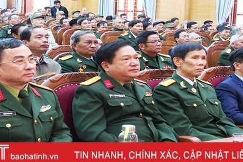 Cựu chiến binh Đức Thọ gặp mặt truyền thống, nghe nói chuyện về biển đảo