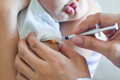 Lần đầu làm mẹ: Những mũi vắc xin cần thiết cho trẻ sơ sinh, mẹ nhất định phải cho con đi tiêm