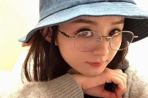 Triệu Lệ Dĩnh khoe nhan sắc 'hack' tuổi sau thời gian bị chê già nua, xuống sắc
