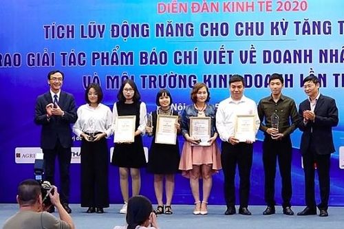 Báo Công Thương đạt 2 giải báo chí viết về doanh nghiệp, doanh nhân lần VII