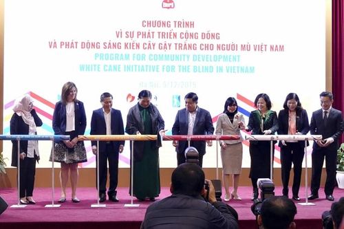 Phát động sáng kiến 'Cây gậy trắng cho người mù Việt Nam'