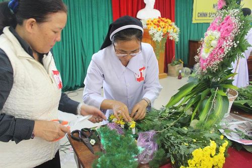 Liên hoan khéo tay trong nữ tu Công giáo