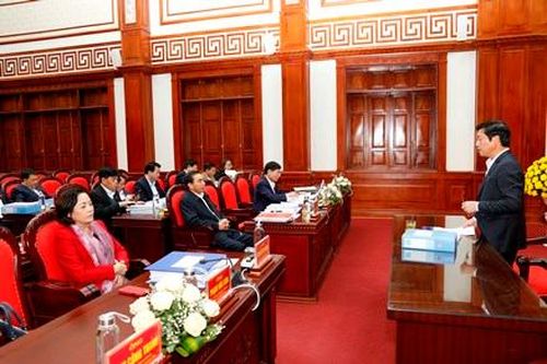 Buổi chiều ngày làm việc thứ 2, kỳ họp thứ 15, HĐND tỉnh khóa XIV: Các đại biểu thảo luận tại tổ