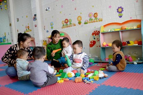 Na Hang nhiều giải pháp huy động trẻ đến trường