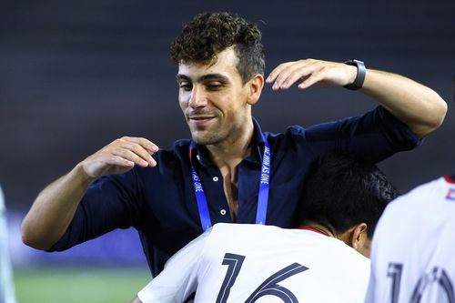 U22 Campuchia tập kín trước bán kết SEA Games