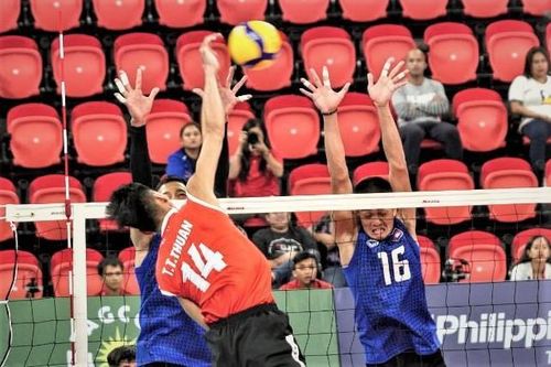 Tuyển bóng chuyền Việt Nam lần đầu thua Campuchia tại SEA Games