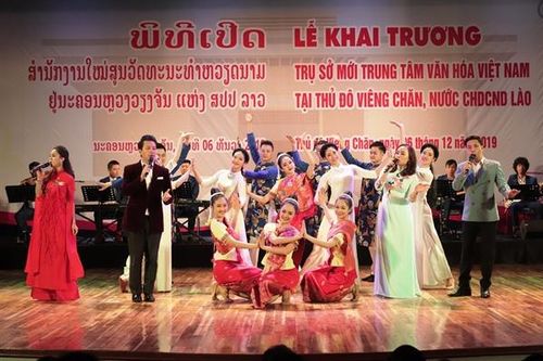 Khai trương trụ sở mới Trung tâm Văn hóa Việt Nam tại Lào