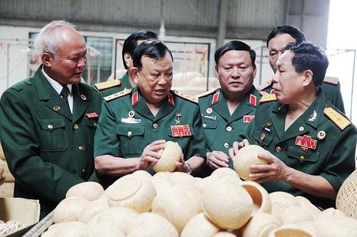 Phát huy phẩm chất Bộ đội Cụ Hồ trên mặt trận mới