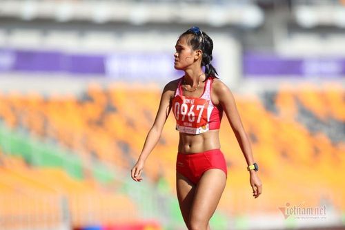 VĐV điền kinh Việt Nam ngỡ ngàng giành HCĐ SEA Games 30
