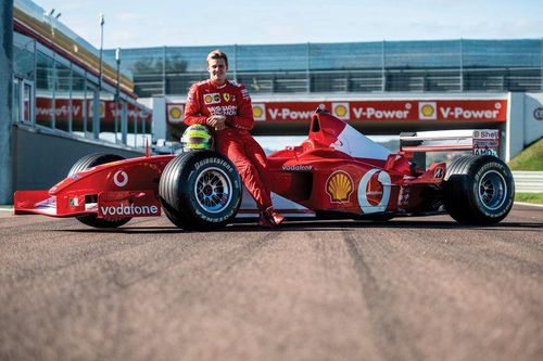 Xe đua Ferrari huyền thoại được Michael Schumacher cầm lái giá 154 tỷ đồng