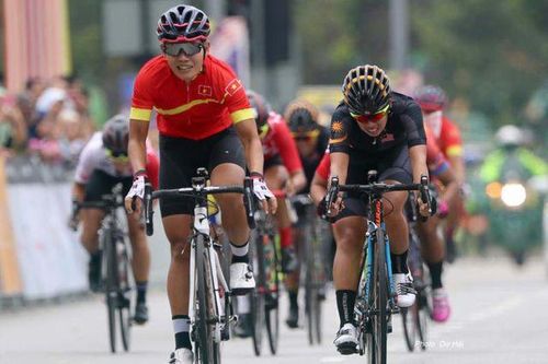 SEA Games 30: Nguyễn Thị Thật đoạt HCV đua xe đạp