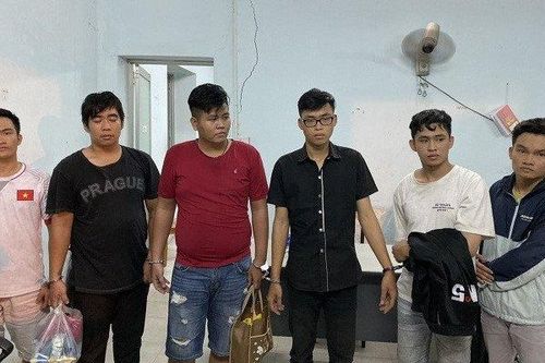 Danh tính 6 đối tượng trang bị súng, bộ đàm giả danh Cảnh sát hình sự đi cướp tài sản