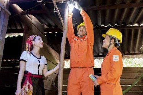 Điện lực miền Bắc tri ân khách hàng