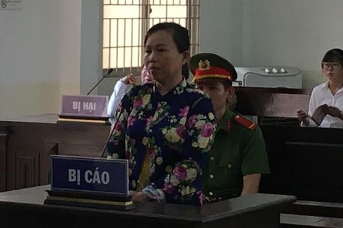 Đi tù vì trộm tài sản của em ruột