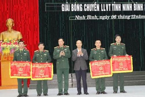 Bế mạc giải bóng chuyền lực lượng vũ trang tỉnh năm 2019