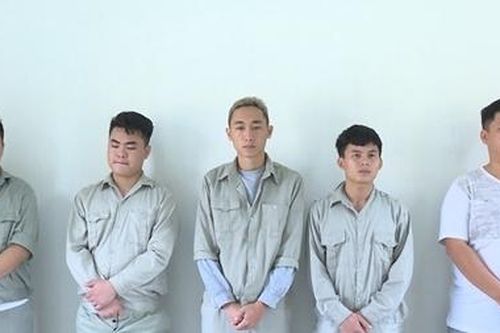 Mua bán tài khoản cá nhân, làm giả con dấu, đánh cắp hàng tỷ đồng trong tài khoản