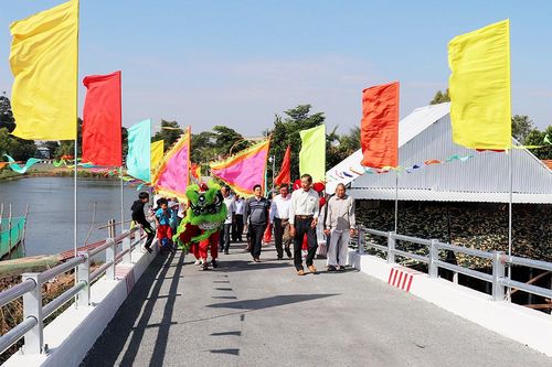 Khánh thành cầu Đình xã Bình Thạnh Đông