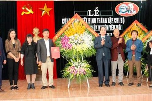 Công bố Quyết định thành lập chi bộ Hội Doanh nghiệp huyện Yên Mô