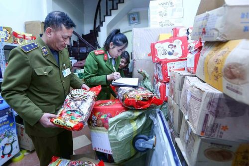 Đấu tranh chống hàng lậu, hàng giả dịp lễ, Tết: Cần phối hợp đồng bộ