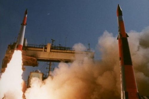 Iran tăng mức báo động sau khi Israel thử tên lửa bí ẩn