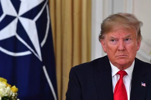 Tổng thống Donald Trump dọa dùng biện pháp thương mại với các thành viên NATO