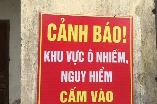 Quảng Ngãi: Kho thuốc bảo vệ thực vật bốc mùi trong trường học