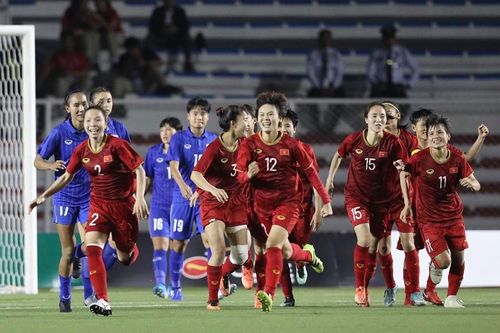 Đội tuyển Bóng đá nữ Việt Nam nhận 1 tỷ đồng từ Ủy ban Olympic