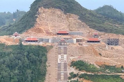 Xây dựng chùa khủng, công trình phá cảnh quan di sản 'nóng nhất' 2019