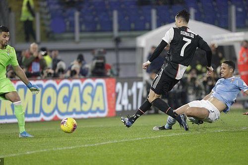 Ronaldo ghi bàn, Juventus vẫn thua ngược cay đắng