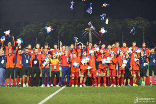 Đánh bại Thái Lan, đội tuyển nữ Việt Nam lần thứ 6 vô địch SEA Games