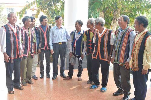 Chư Pah: Phát huy vai trò người uy tín