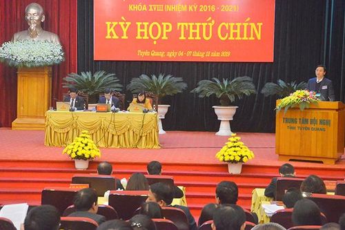 Chất vấn đúng và trúng tình hình thực tiễn