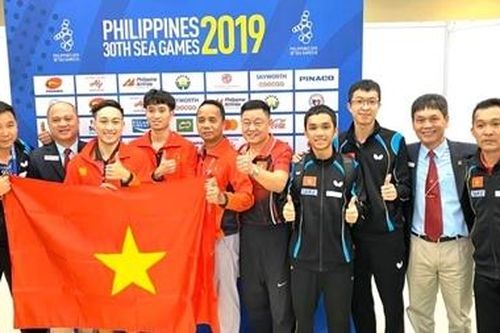 Tấm Huy chương vàng 'quý hơn vàng' của bóng bàn Việt Nam