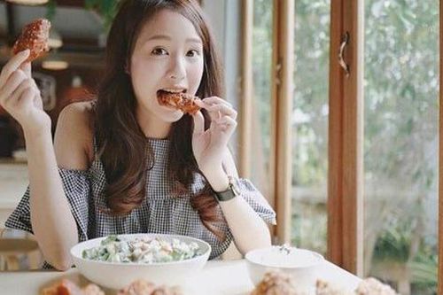 Sau tuổi 25, những phụ nữ có 3 đặc điểm này dễ mắc ung thư cổ tử cung hơn hẳn những người khác