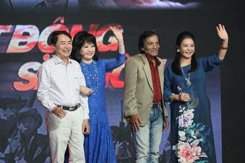Thương Tín và dàn diễn viên 'Biệt động Sài Gòn' hội ngộ sau 33 năm