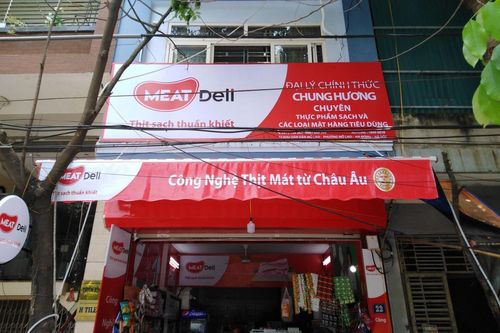 Ngày đầu lên sàn, cổ phiếu công ty thịt mát của Masan giảm giá
