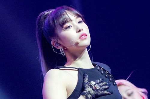 6 thần tượng thế hệ mới dừng hoạt động vì chấn thương, bệnh tâm lý