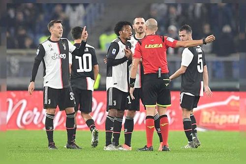 Cuộc đua Scudetto: Juventus vấp chân đáng tiếc