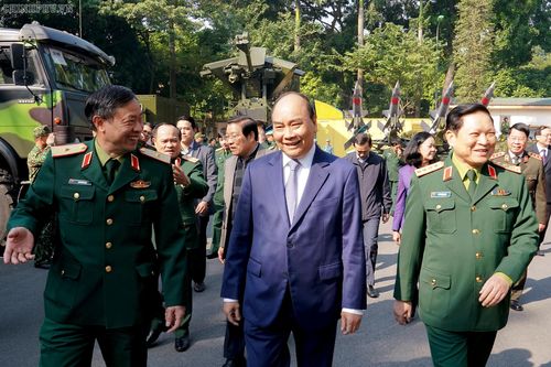 CHÙM ẢNH: Thủ tướng dự Hội nghị Quân chính toàn quân