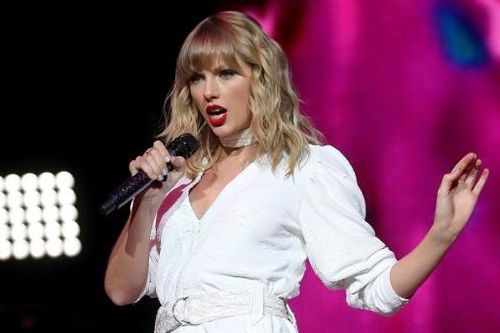 Taylor Swift thu hút mọi ánh nhìn khi chạm ngưỡng 30