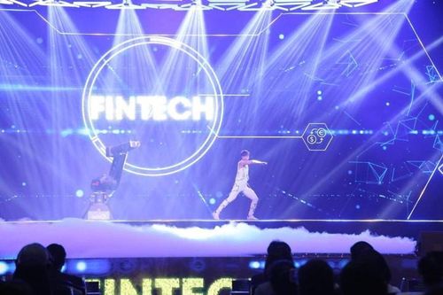 Đạo diễn Đặng Lê Minh Trí 'Techfest 2019 Hội tụ để tỏa sáng'