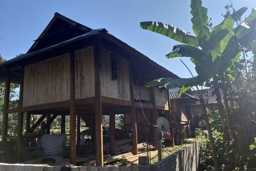 Người đàn ông gọi điện cầu cứu sau khi bị bắn thủng bụng