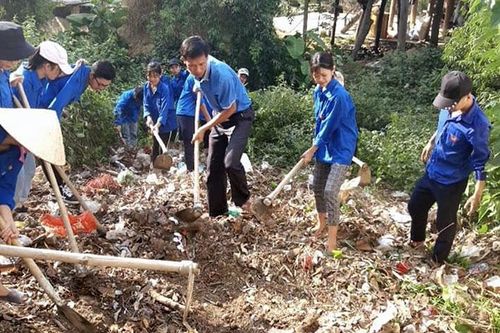 Học và làm theo Bác bằng việc làm thiết thực