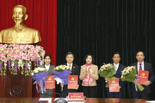 Thực hiện quy trình kiện toàn Phó Chủ tịch HĐND tỉnh