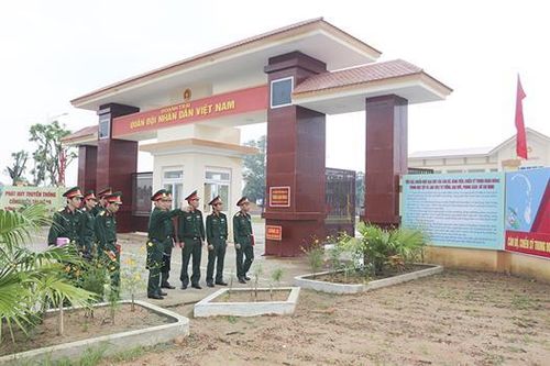 Phóng sự ảnh: Lan tỏa phong trào xây dựng doanh trại chính quy, xanh, sạch, đẹp