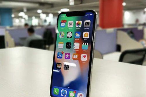 iPhone X khóa mạng, lỗi Face ID 'khuynh đảo' phân khúc 6-7 triệu đồng, có nên mua?