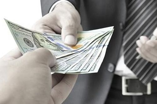 Truy tố nguyên cán bộ tư pháp nhận tiền 'chạy án'