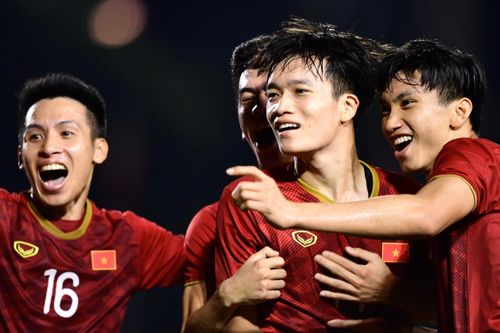 Fan Đông Nam Á chúc mừng U22 Việt Nam vô địch SEA Games 30