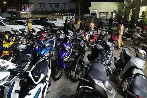 Ngăn chặn tình trạng cổ vũ đua xe trái phép